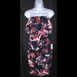 Bebe stretchy Floral Strapless Dress